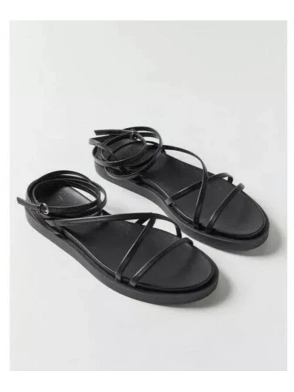 Urban Outfitters Women’s Black Vicki Strappy Sandal Size 7